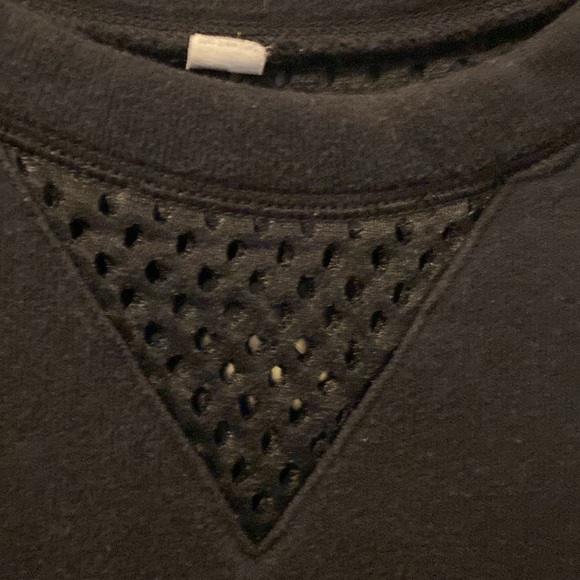 Alo Yoga Black back mesh sweatshirt - Picture 2 of 4